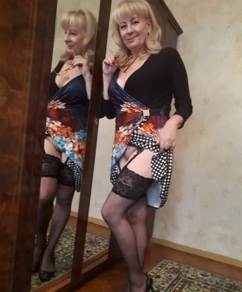 Живу в Москве и регулярно дарю незабываемые моменты мужчинам, желающим испытать настоящее наслаждение. Мои услуги разнообразны: классический секс, оральный, анал, эротический массаж. Есть много фото и отзывы о моей работе, чтобы ты оценил мои возможности. Со мной ты откроешь новые грани наслаждения и испытаешь невероятные эмоции. Жду встречи с нетерпением! 😉 66, 59 лет